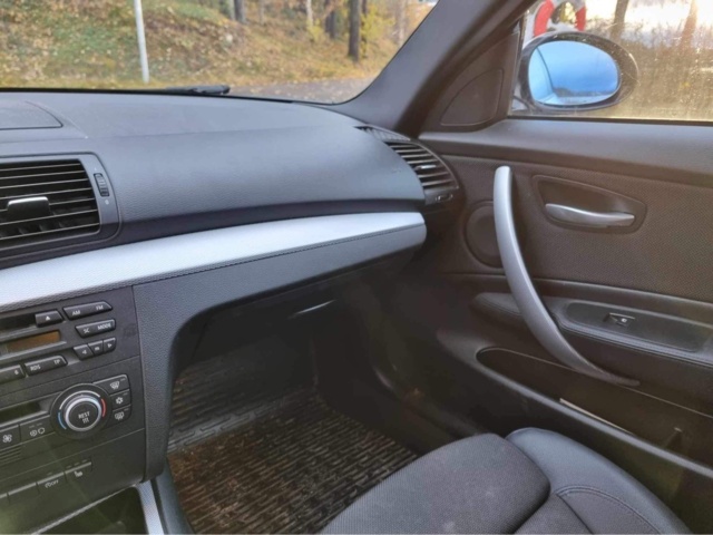 1110717-27 BMW 120d M Sport - 2008