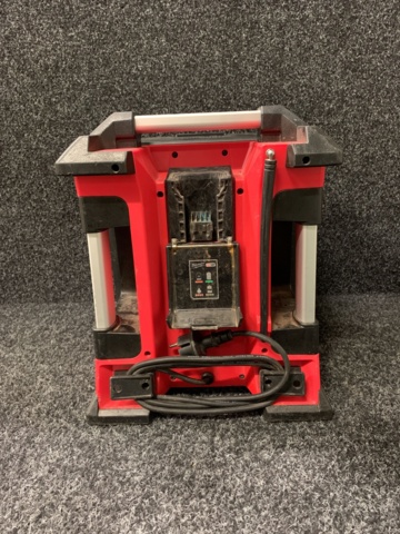 1084407-4 Work radio Milwaukee M18 RC