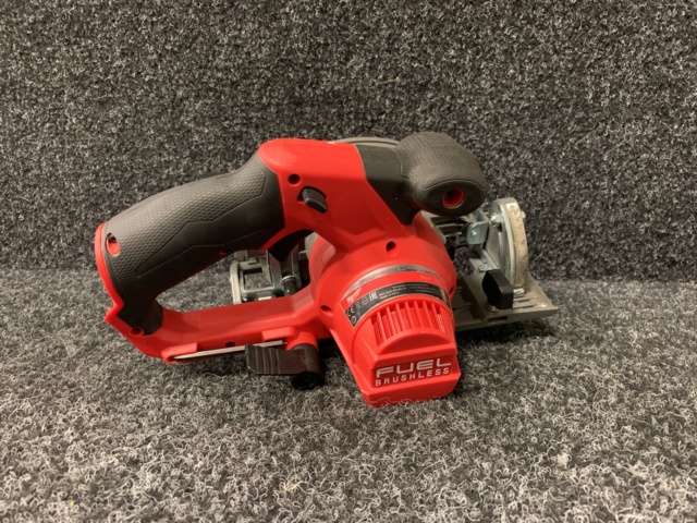 1084422-3 Cirkelsåg Milwaukee M12 CCS44