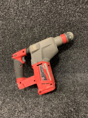 1084425-4 Milwaukee M18 CHX hammer drill