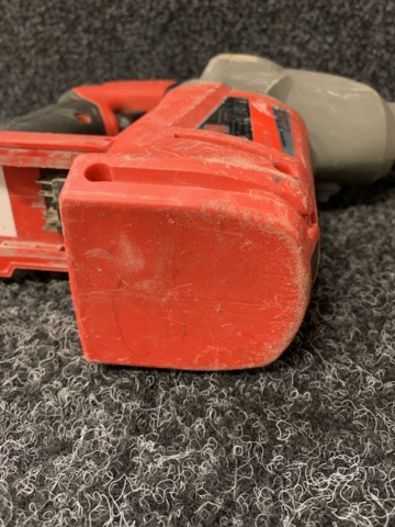 1084425-10 Milwaukee M18 CHX hammer drill