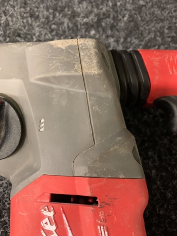 1084425-11 Milwaukee M18 CHX hammer drill