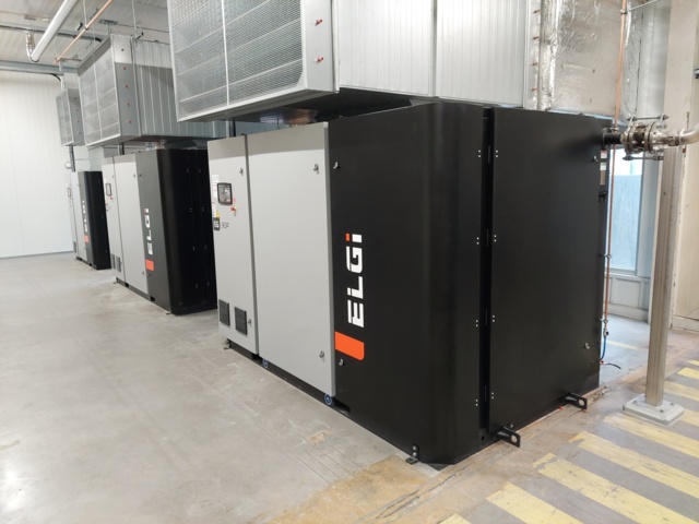 1110726-3 Complete compressor system Elgi with tank