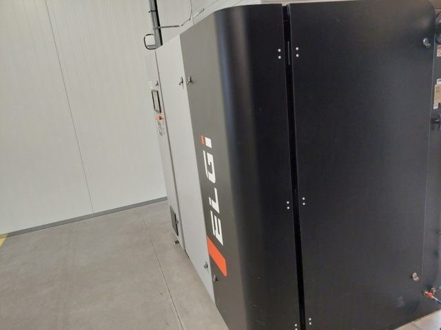 1110726-11 Complete compressor system Elgi with tank