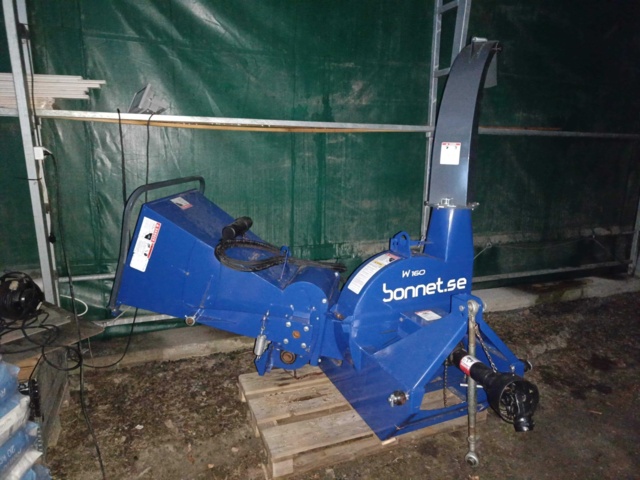 1000026-1 Wood chipper Bonnet W160 / Brawn160