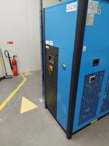 1110726-38 Complete compressor system Elgi with tank