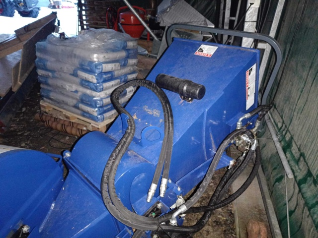 1000026-7 Wood chipper Bonnet W160 / Brawn160