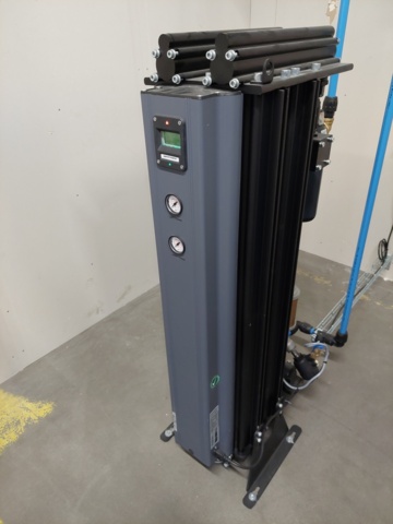 1110726-45 Complete compressor system Elgi with tank