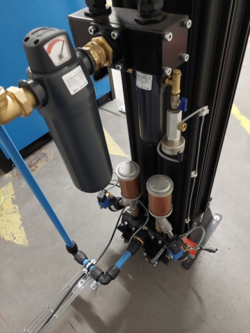 1110726-47 Complete compressor system Elgi with tank