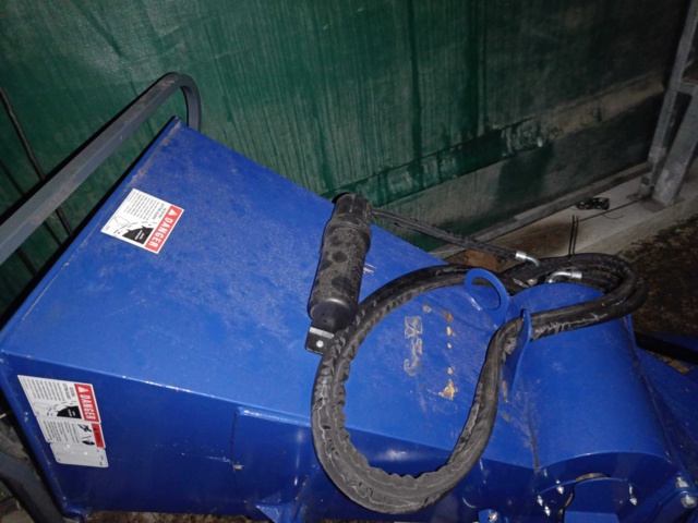 1000026-11 Wood chipper Bonnet W160 / Brawn160