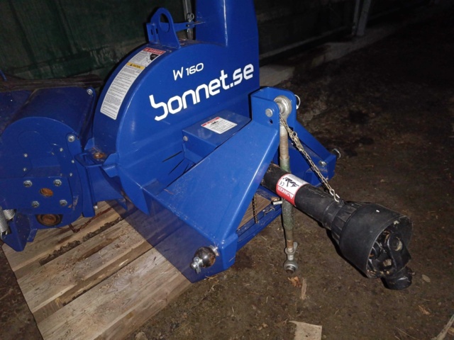 1000026-13 Wood chipper Bonnet W160 / Brawn160