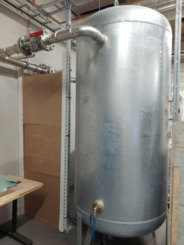 1110726-53 Complete compressor system Elgi with tank