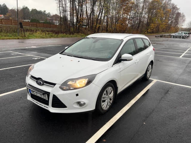 953064-1 Ford Focus Kombi 1.6 TDCi - 2013