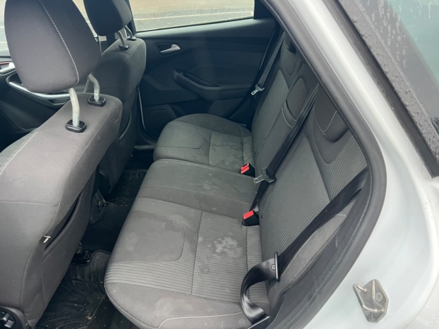 953064-8 Ford Focus Kombi 1.6 TDCi - 2013