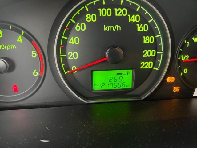 953065-22 Hyundai H-1 Travel 2.5 CRDi - 2008