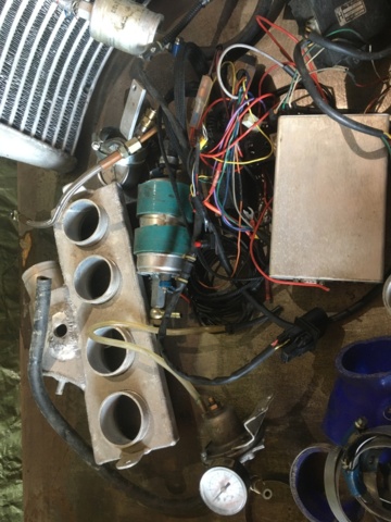 1107859-13 Motorcycle suzuki 1100R -91 renovation object with lots of accessories