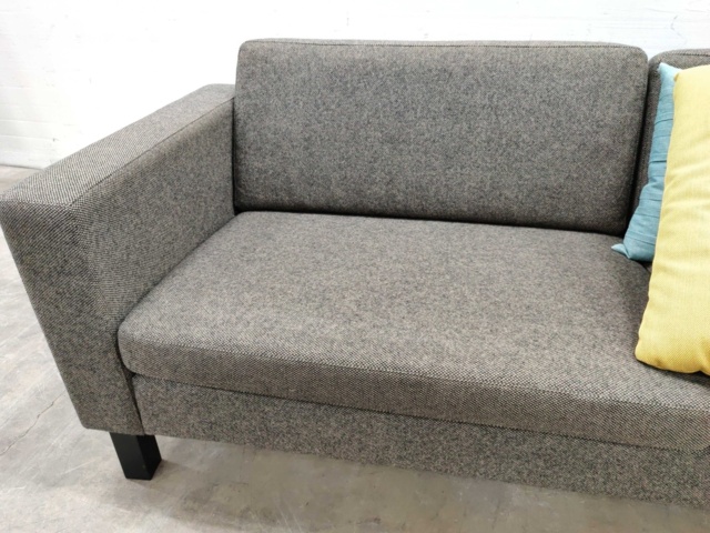 1099343-5 Sofa Swedese