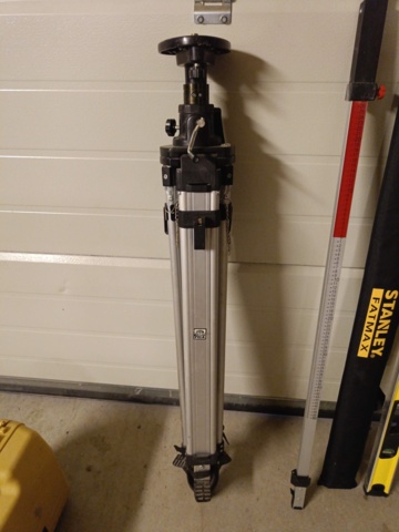 1000027-10 Topcon rotary laser equipment and digital spirit level