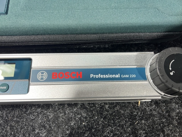 1052670-2 Protractor / spirit level Bosch GAM 220