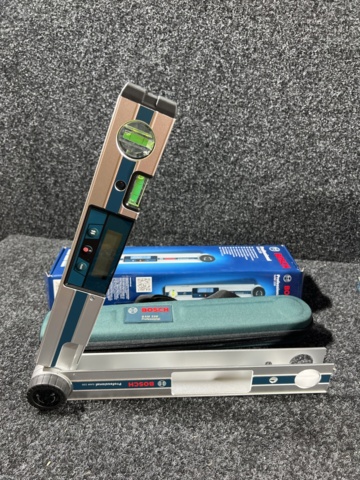 1052670-3 Protractor / spirit level Bosch GAM 220