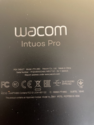 1060503-7 Wacom Intuos Pro Drawing pad for computer