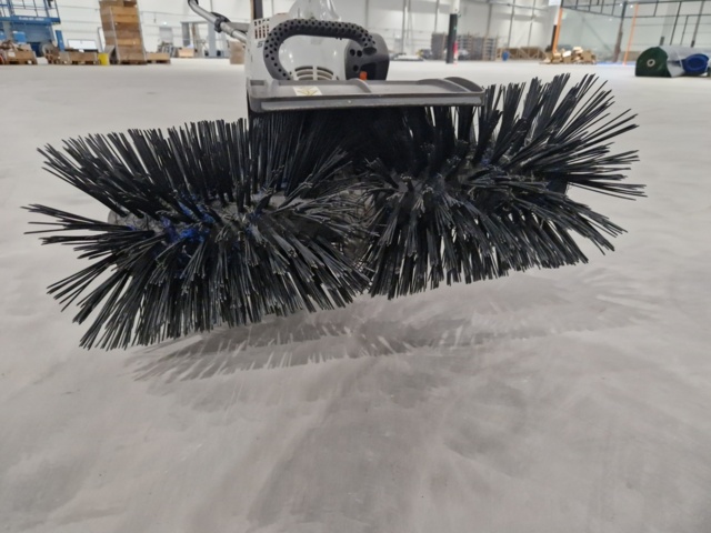 1111600-15 Multimotor, STIHL MM 56, with dust roller