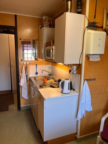 1111586-5 Work shed approximately 3x8 meters