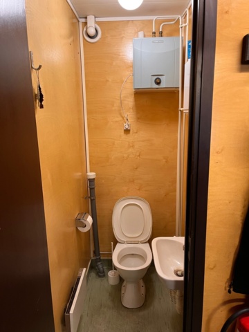 1111586-6 Work shed approximately 3x8 meters