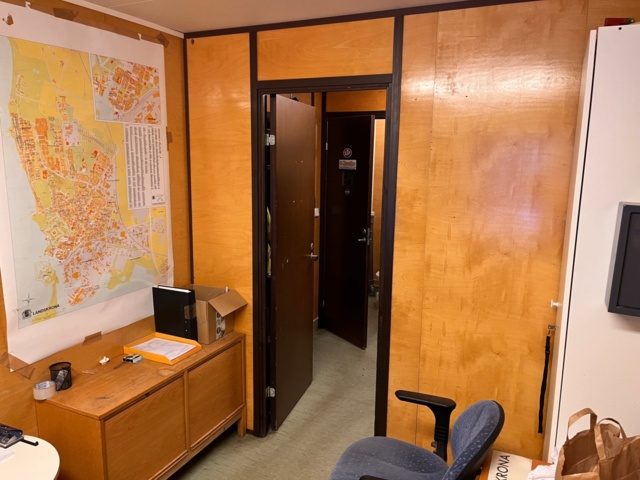 1111586-9 Work shed approximately 3x8 meters