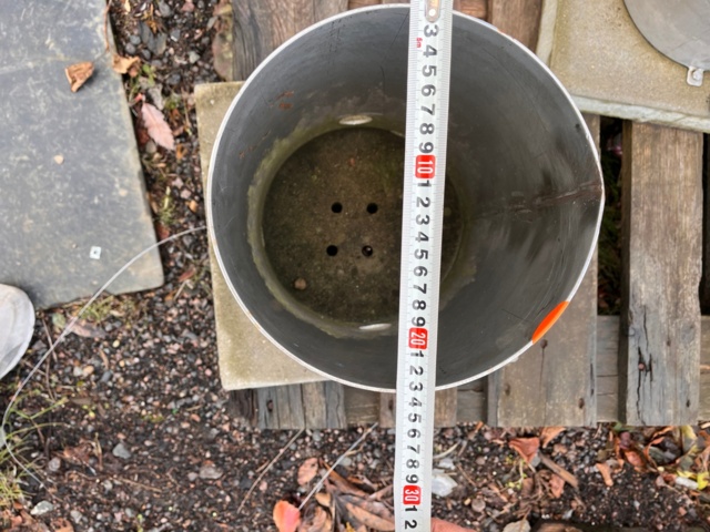 1111592-4 Container for ground lighting