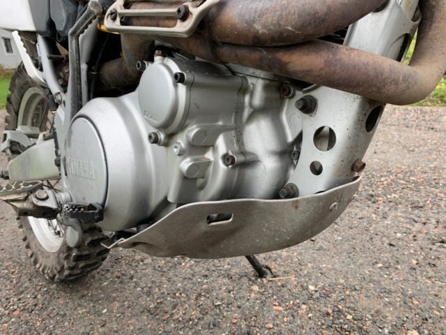 Yamaha TT 600 R Belgarda DJ01 Bj 1998 - Gabelbrücke unten Gabel Brücke