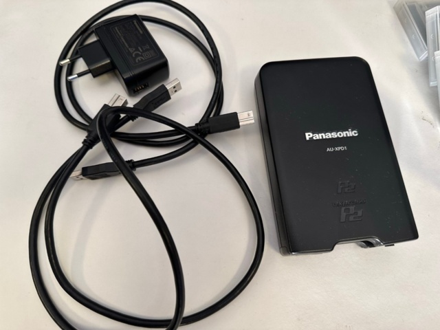 1071661-9 Film camera Panasonic AG-HPX500 Camcorder W/Canon 16X K with various accessories