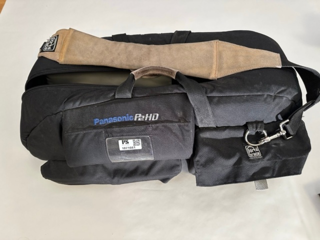 1071661-16 Film camera Panasonic AG-HPX500 Camcorder W/Canon 16X K with various accessories