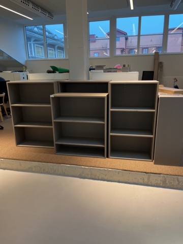 1068601-1 Valchromat shelves 8 pcs