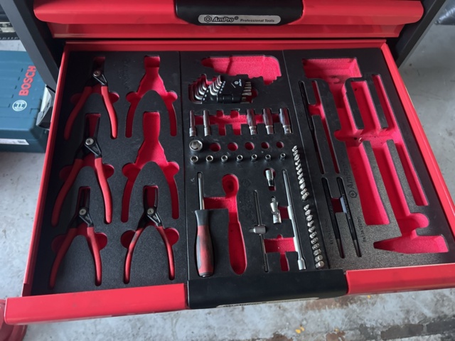 1051302-5 Tool trolley Ampro