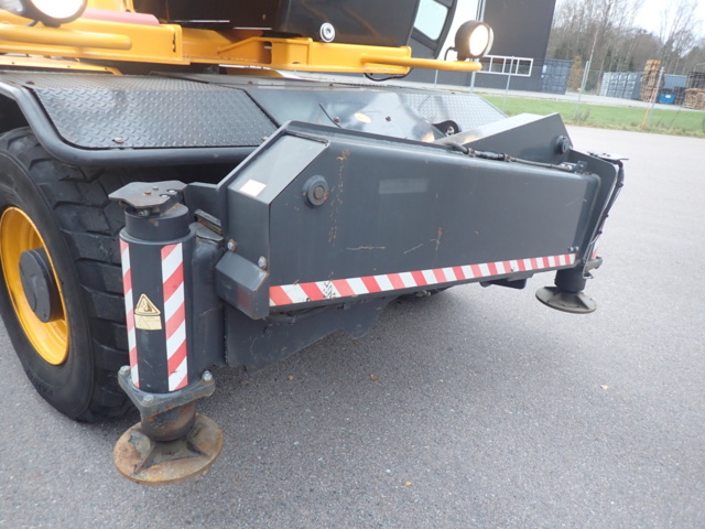 1111711-30 Telescopic loader Dieci Pegasus 40.25 -2014