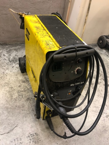 1111848-2 Esab Origo Mig C250 3ph hitsauslaite - Ei pohjahintaa