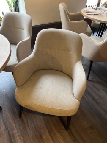 1052677-3 2st Runda ekbord med 9s stolar - deNONA  ø110/120cm