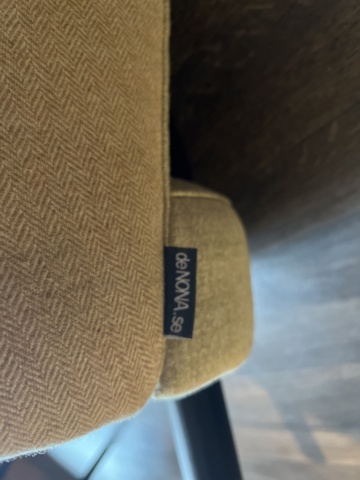 1052677-5 2st Runda ekbord med 9s stolar - deNONA  ø110/120cm