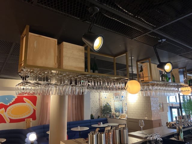 1052696-13 Bar for disassembly