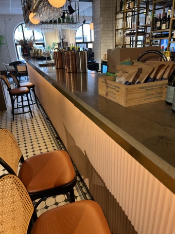 1052696-17 Bar for disassembly