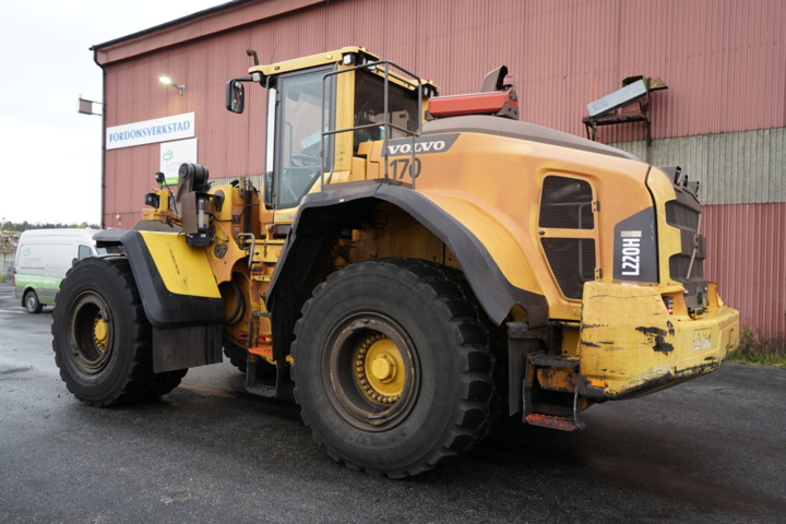 1111925-3 Loader Volvo L220H - 2015