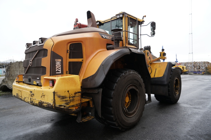 1111925-7 Loader Volvo L220H - 2015