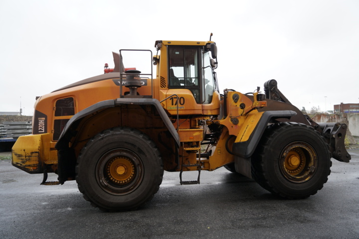 1111925-8 Loader Volvo L220H - 2015