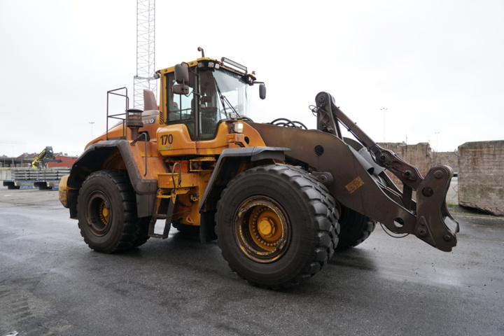 1111925-9 Loader Volvo L220H - 2015