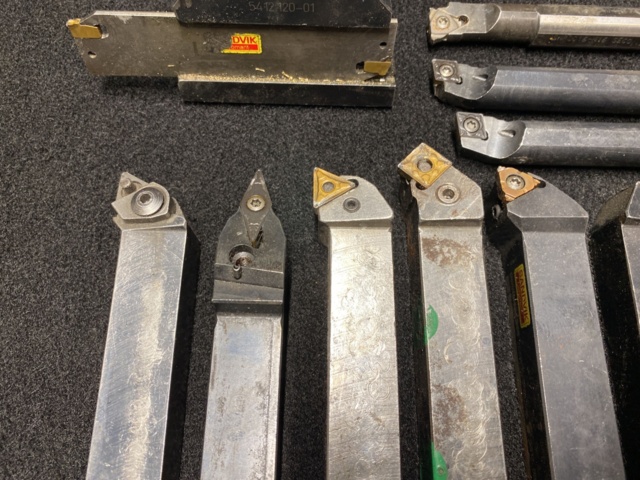 1081128-3 Lathe tool 20x20 socket