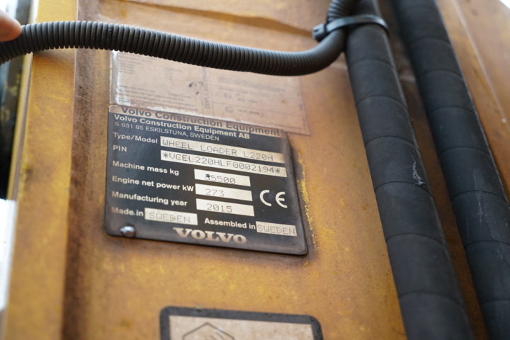 1111925-23 Loader Volvo L220H - 2015