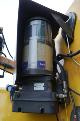 1111925-24 Loader Volvo L220H - 2015