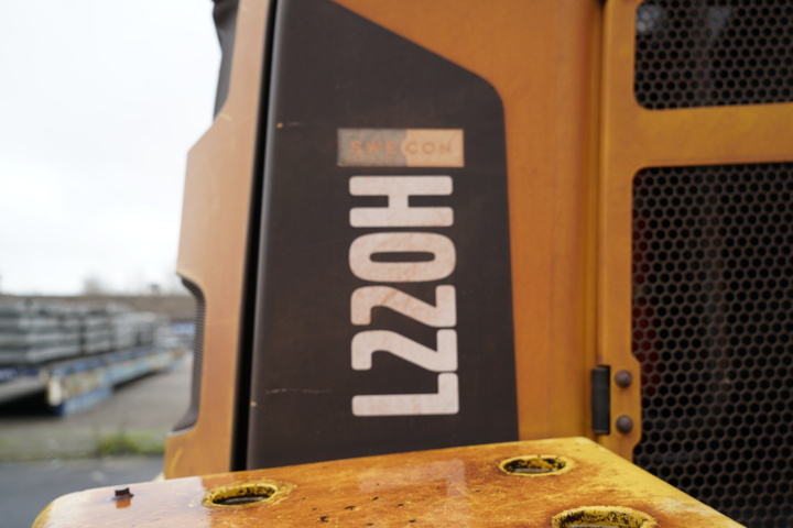 1111925-29 Loader Volvo L220H - 2015