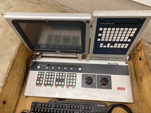1081135-4 Programming station EMCO